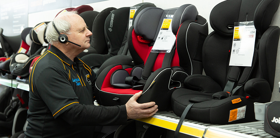 Retail child car seats